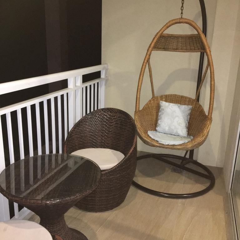 Pico Beach Front Condo Nasugbu Luaran gambar