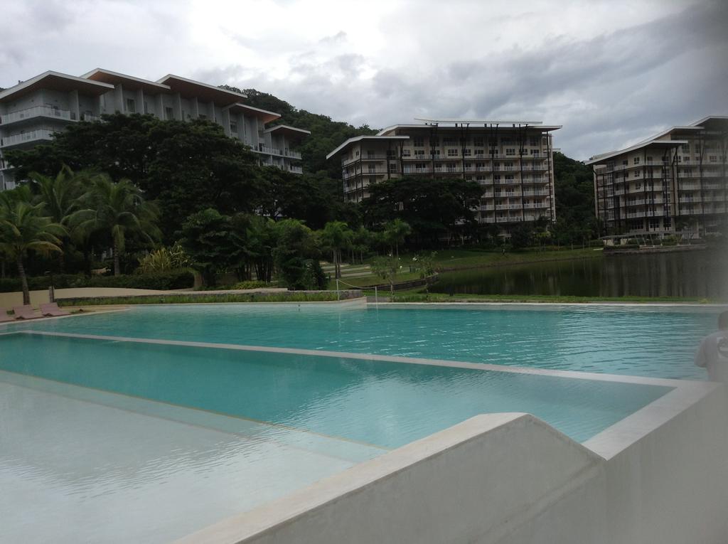 Pico Beach Front Condo Nasugbu Luaran gambar